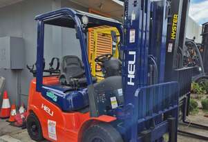 ACTIVE FORKLIFTS - 2.5 Ton HELI Forklift | 4.3M Height | LPG | Side Shift included!