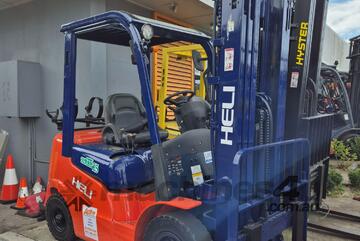 ACTIVE FORKLIFTS - 2.5 Ton HELI Forklift | 4.3M Height | LPG | Side Shift included!