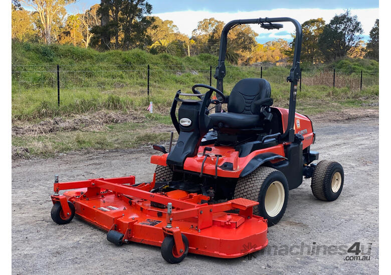 caption Kubota F3690 Front Deck Lawn Equipment