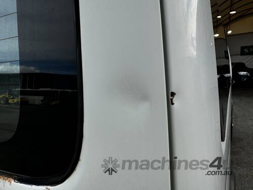 2016 4x4 Toyota Hiace  Diesel