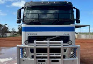 (8307) Twin Steer Volvo 620 HP - Owner Operator (Dalwallinu, WA) (8307) Twin Steer Volvo 620 HP - Owner Operator (Dalwallinu, WA)