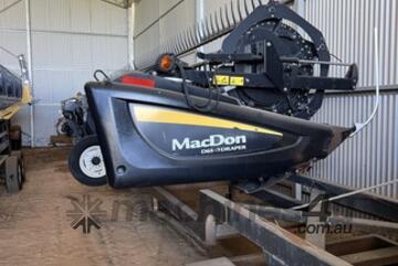2017 MacDon D65 Combine Platforms