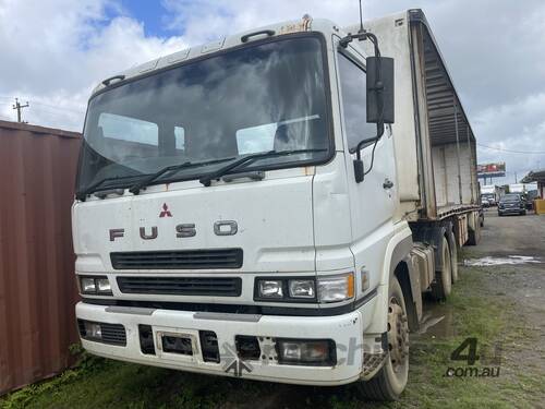 2008 Mitsubishi Fuso FV 6x4 Prime Mover