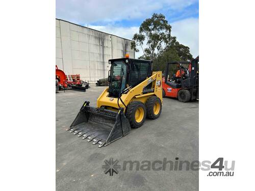 Cat 226B3 Skid steer (146hrs)