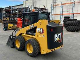 Cat 226B3 Skid steer (146hrs) - picture1' - Click to enlarge