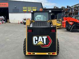 Cat 226B3 Skid steer (146hrs) - picture2' - Click to enlarge