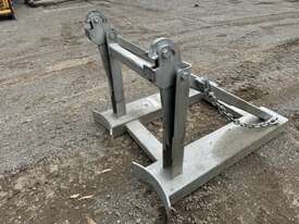 Forklift Drum Attachment - picture0' - Click to enlarge