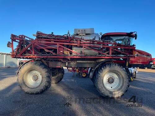 2013 Case IH 4430 Self Propelled Sprayer