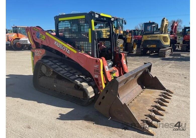 caption 2016 KUBOTA SVL90-2 Rubber Tracked Skid Steer