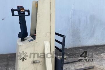 Electric Walkie stacker ever reliable Crown 20IMT130A no licence required Electric Walkie stacker ever reliable Crown 20IMT130A no licence required