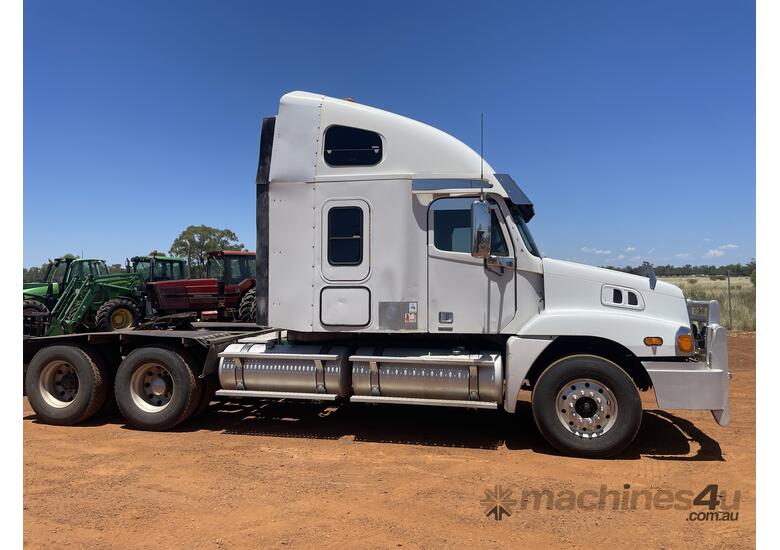 caption 2004 Freightliner CST 120 6x4 Prime Mover