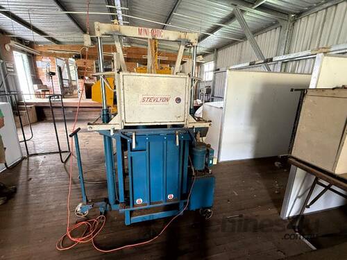 Lyco Wool Press