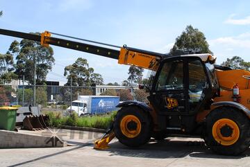 JCB 535-140 Telehandler | 14m Reach | 3.5T Lift | Low Hours 2,561 Hours