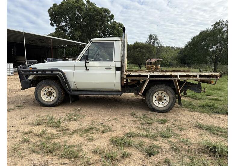 1992 TOYOTA LANDCRUISER UTE
