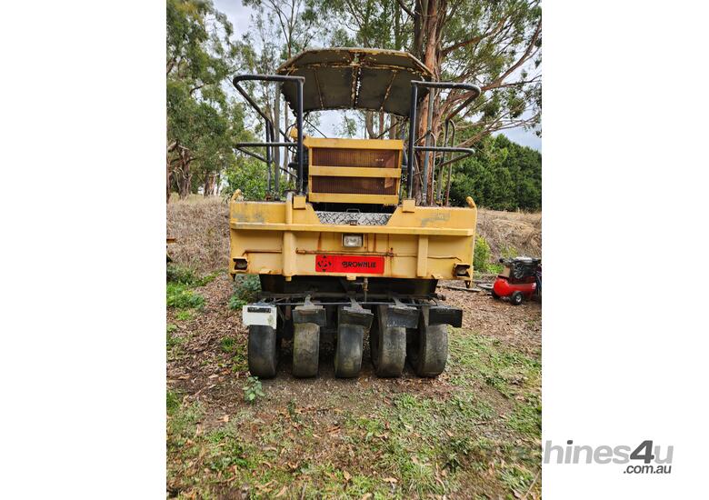 caption 16 Tonne Multi Wheel Roller - Pacific RP16 - 1988