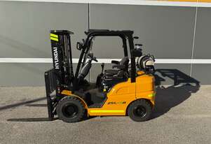 2025 Hyundai 25L-9A 2.5T Tier 1 Forklift