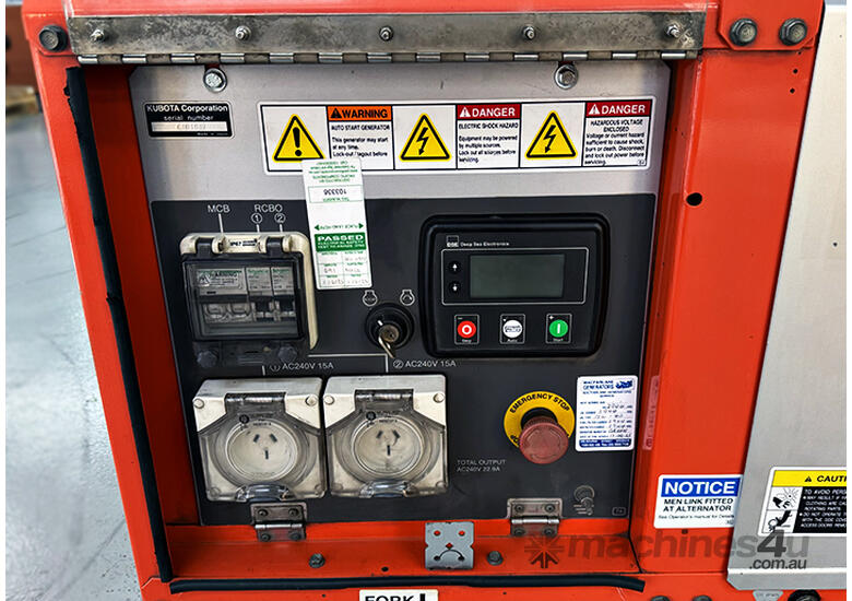 caption 6.0kVA Pre-owned Kubota GL6000D-AU-B Enclosed Generator Set