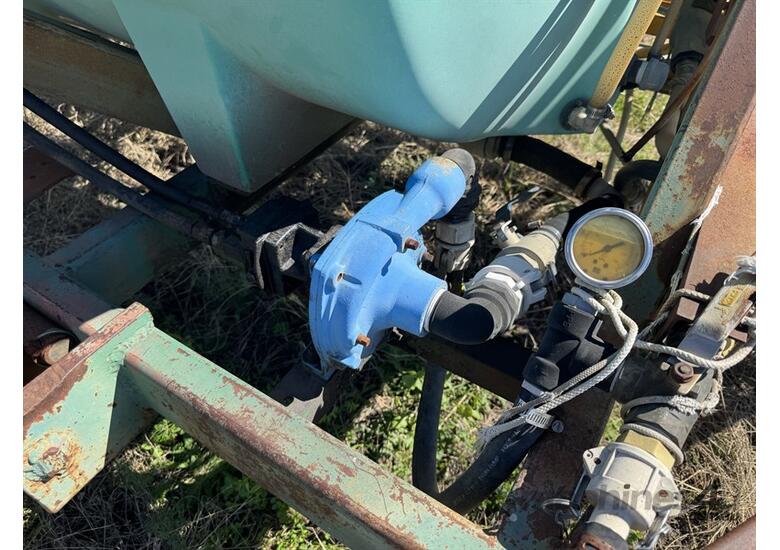 caption 40ft Farm-Made Sprayer - Wings to extend to 70ft