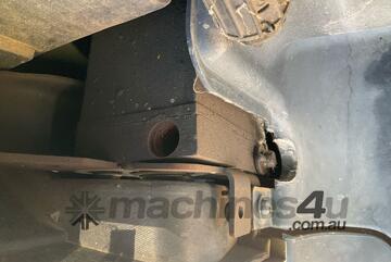 2005 Volvo FM9 Concrete Boom Pump 2005 Volvo FM9 Concrete Boom Pump