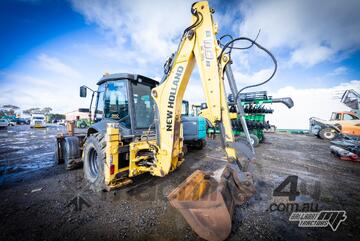 NEW HOLLAND B110B BACKHOE