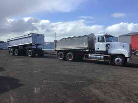 truck and tipper  - picture0' - Click to enlarge