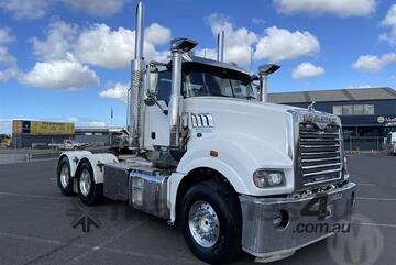 Mack   Superliner