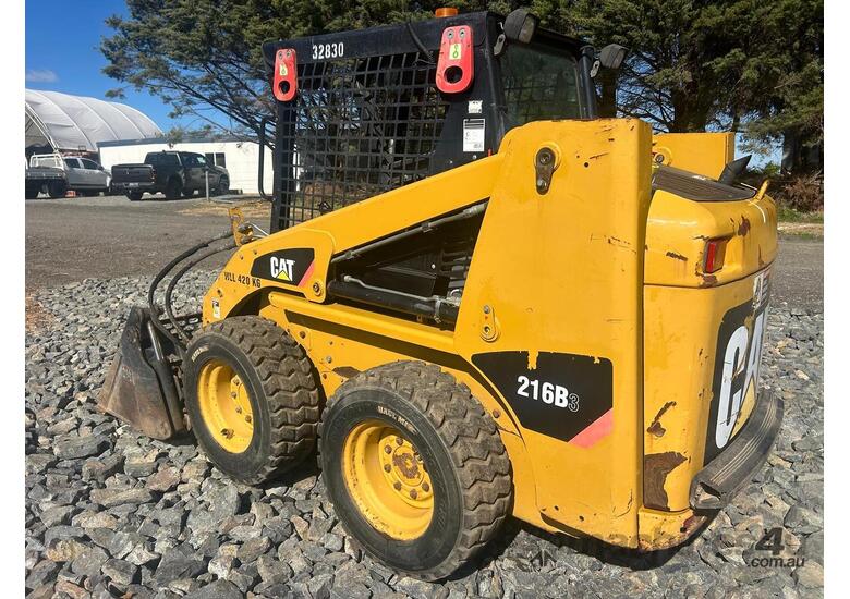 2010 Caterpillar 216B