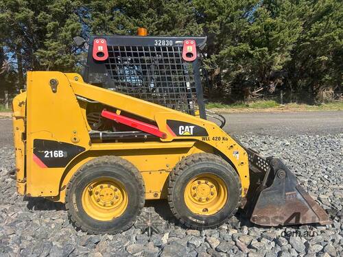 2010 Caterpillar 216B