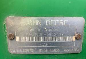 John Deere   1910 Air Cart