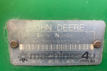 John Deere   1910 Air Cart