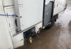 1996 Mitsubishi Canter Motor Home 1996 Mitsubishi Canter Motor Home