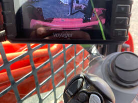 Kubota SVL75-2 Skid Steer Loader - picture0' - Click to enlarge