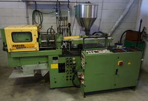 Arburg Moulding Machine 221-55-250 plus income-producing tool
