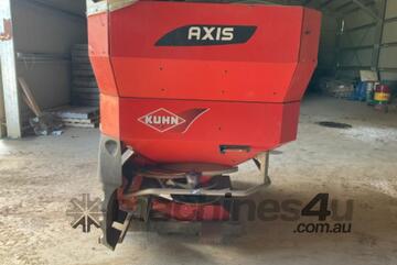 Kuhn KHUN Fertiliser Spreader