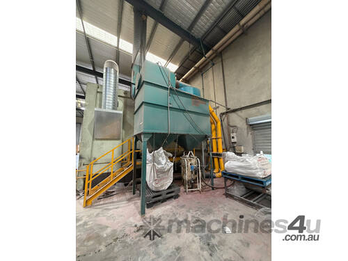 Sandblast recovery unit