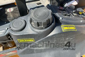 Cox 2022   Ride On Mower