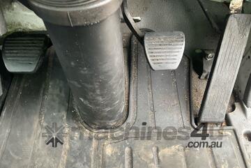 2016 Isuzu FRR 110-260 Cab Chassis