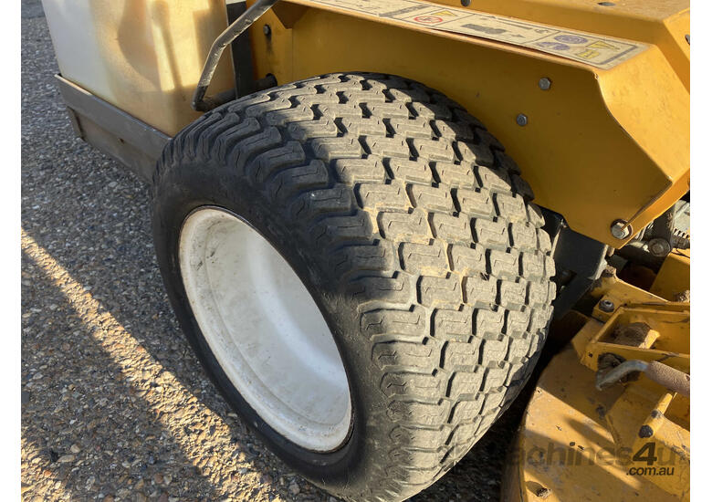 Walker MDDGHS Zero Turn Ride On Mower