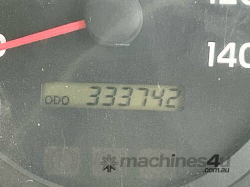 2010 Hino FG1J Dual Control Road Sweeper