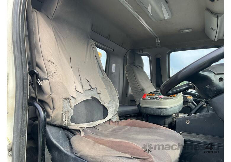 2010 Hino FG1J Dual Control Road Sweeper