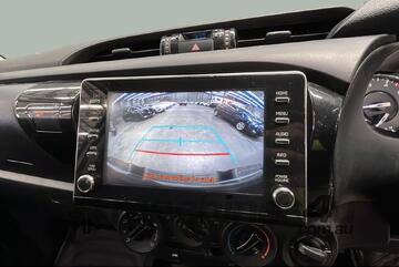 2023 Toyota Hilux 4x4 SR Dual Cab T/Diesel (Auto)