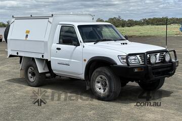 Nissan 2003   PATROL DX UTE