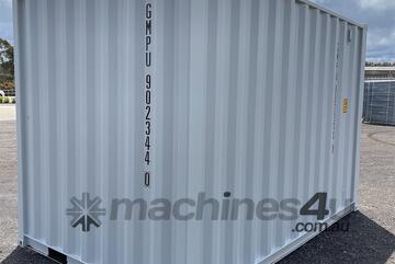 Un  12ft Storage Container