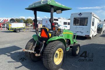 John Deere   3720 Tractor