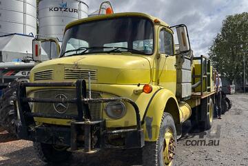 MERCEDES BENZ 1418 FIRE TRUCK.