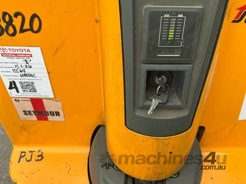 2011 Jungheinrich EJE116 Electric Pallet Jack