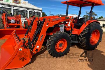 Kubota M7040SUHD Tractor With 4 in 1 Bucket and Counterweight