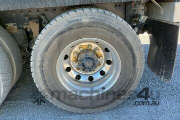 2015 Freightliner FLX Coronado 114 Tipper