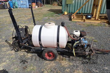 Spray unit trailer mounted