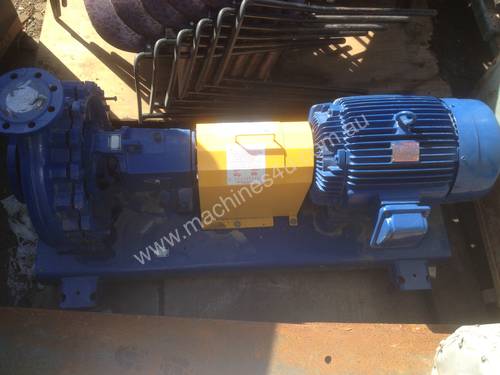 BRAND NEW LARGE PUMP FOR ANY USE. ELECTRIC MOTOR